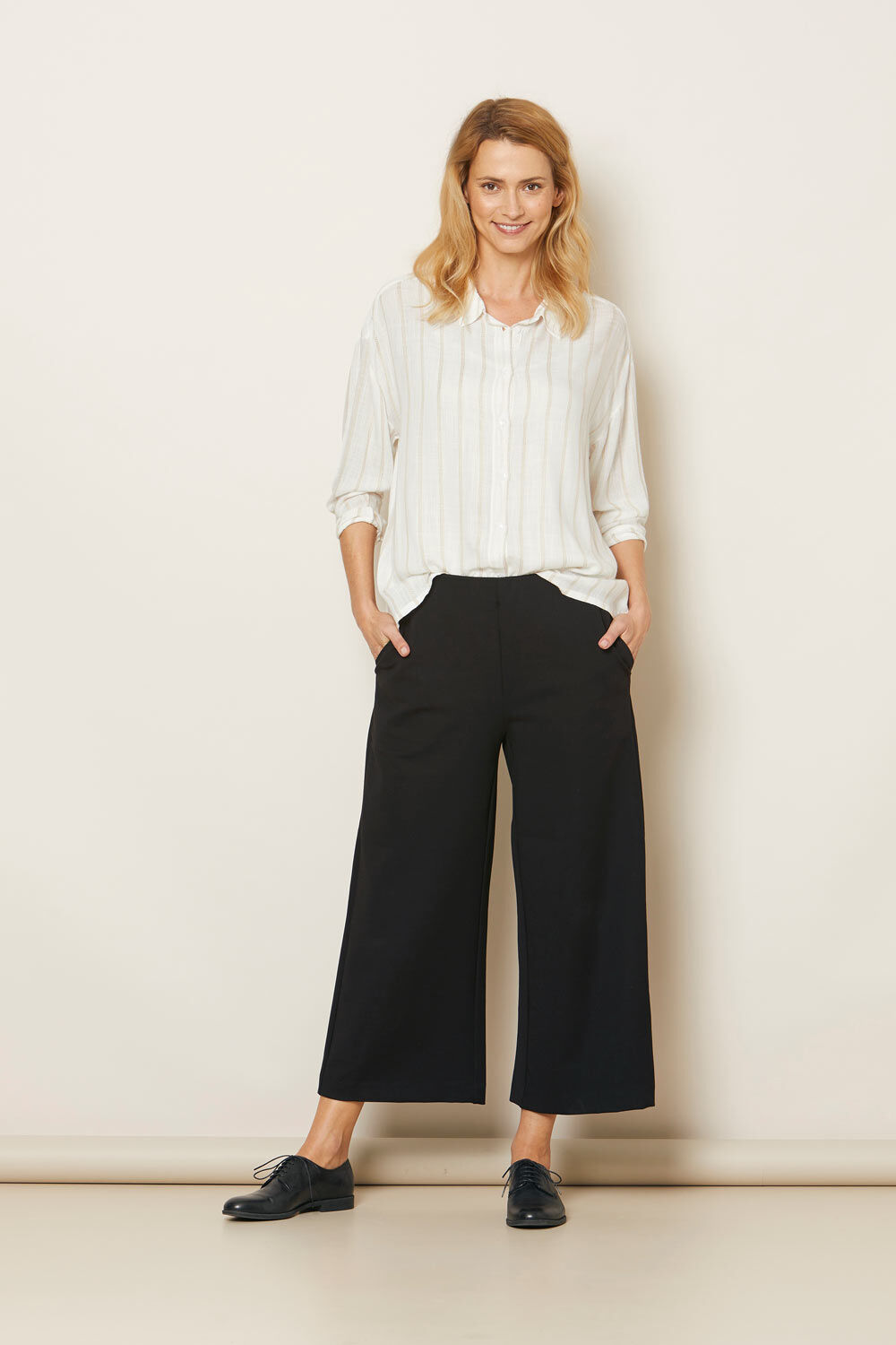 Schwere Jerseyhose mit weitem Bein, Black